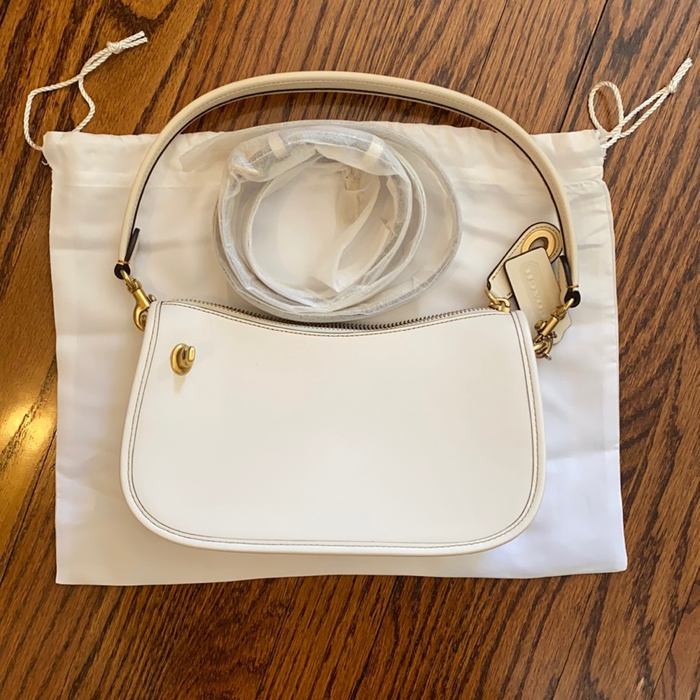 COACH SHOULDER BAG and chain